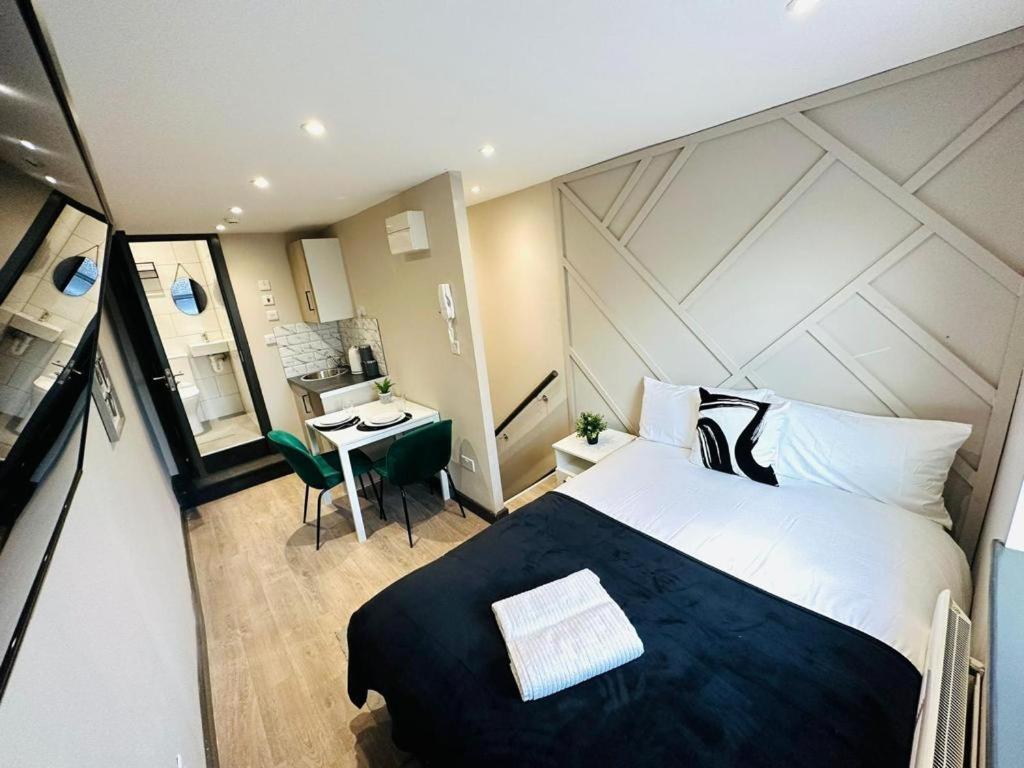 The Seven Sisters House - No 01a - Stylish Comfort Apartment