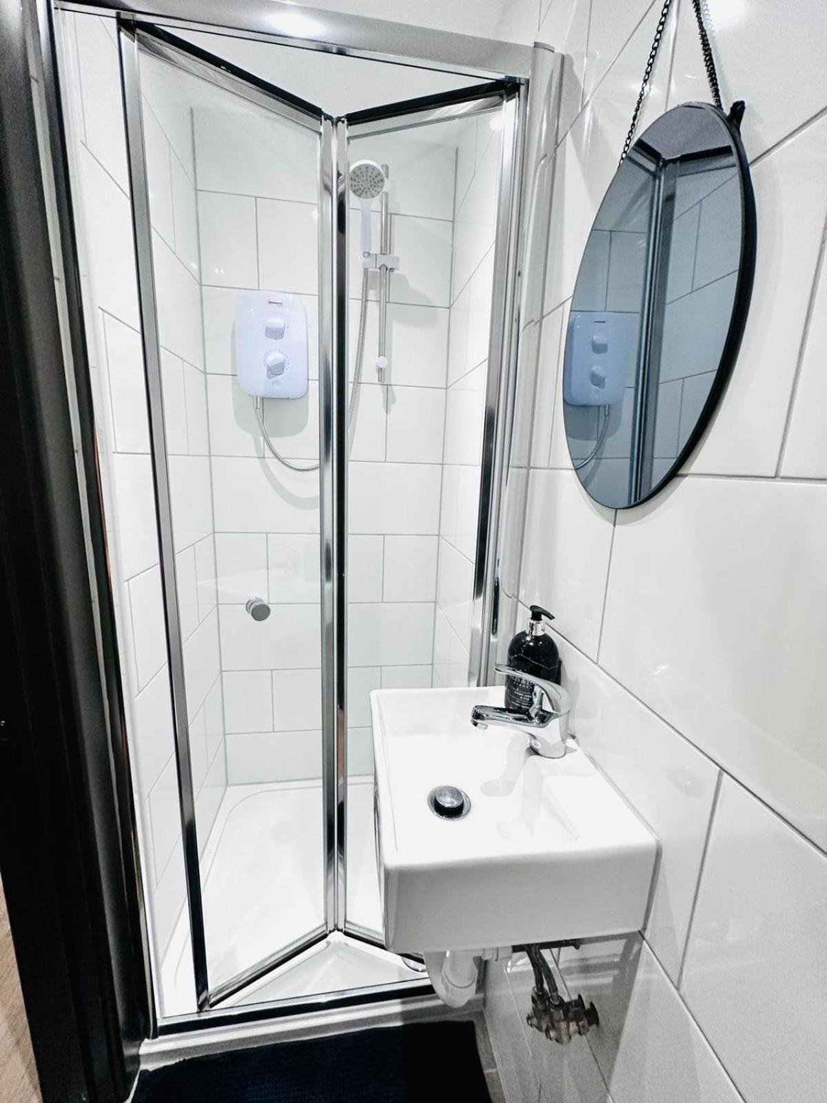 Apartment The Seven Sisters House - No 01a - Stylish Comfort London