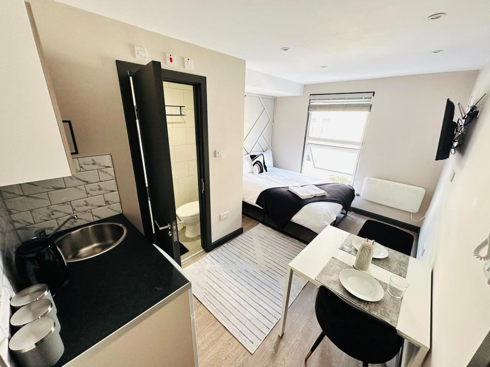 The Seven Sisters House - No 01a - Stylish Comfort Apartment